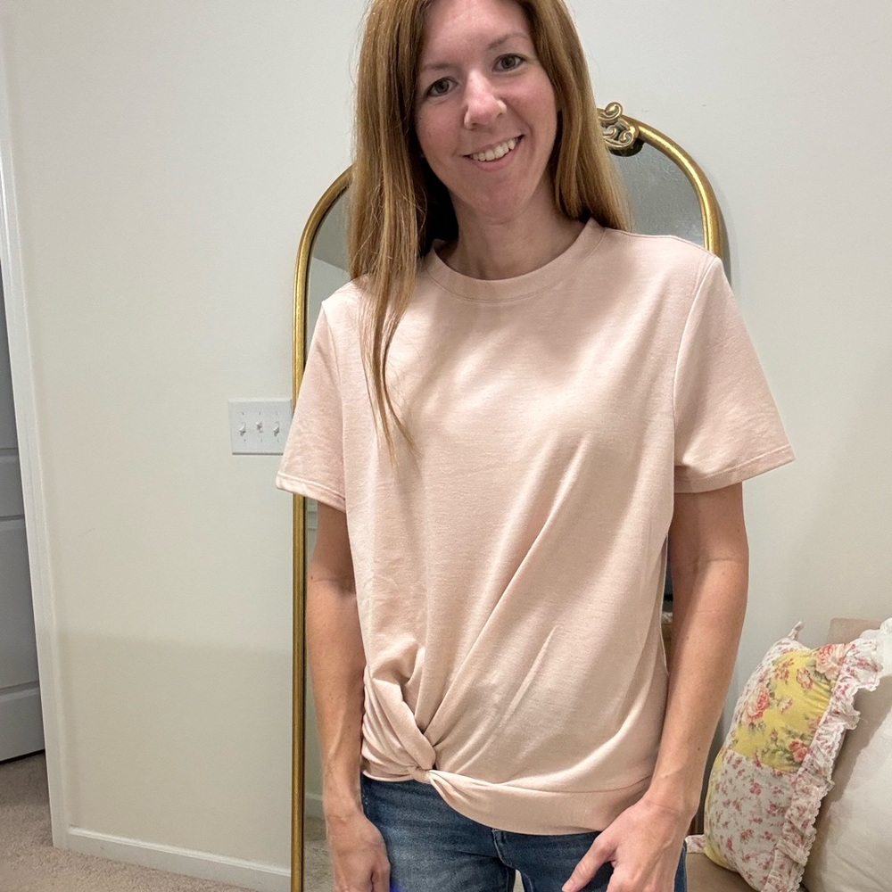 Light pink front twist top